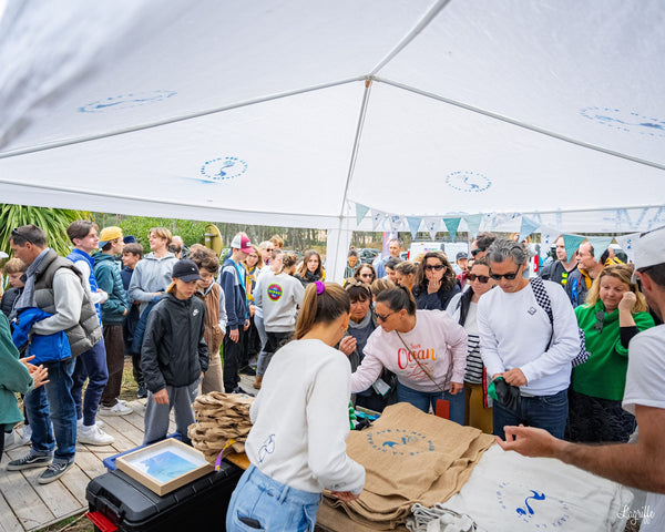 Stand Save La Mermaid lors d'un Mermaid Day